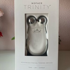 NuFace Trinity Facial Toning Device